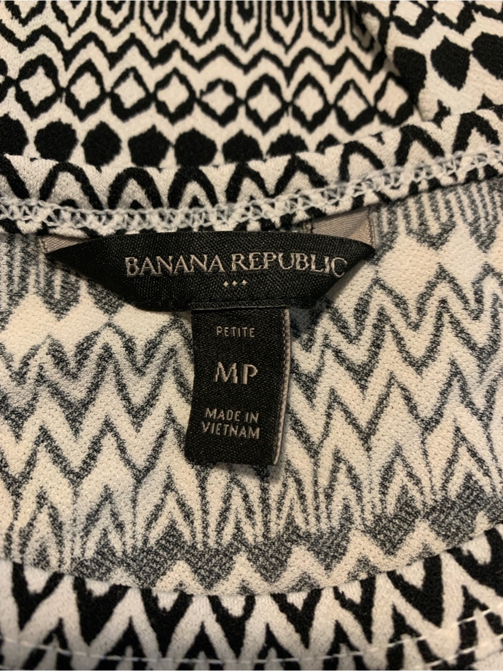 Banana Republic Black and White Sleeveless Mini Dress (Size MP) - Picture 3 of 4